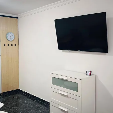 アパート Cozy 2-bed & Sofa-bed - Pool Wifi Pets *