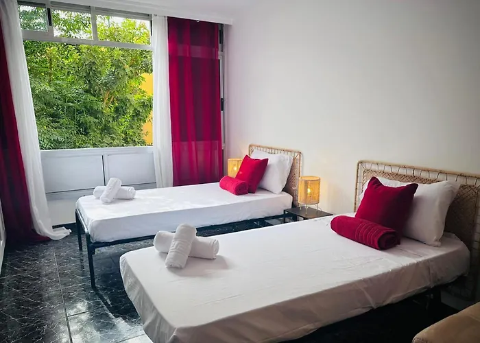 Cozy 2-bed & Sofa-bed - Pool Wifi Pets Appartement Los Cristianos (Tenerife)