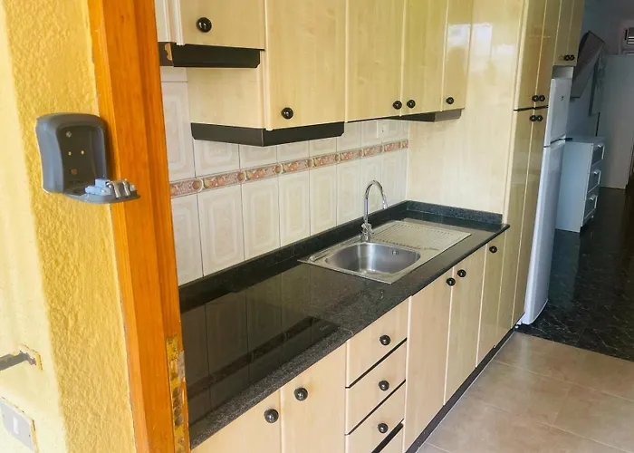 Cozy 2-bed & Sofa-bed - Pool Wifi Pets Apartment